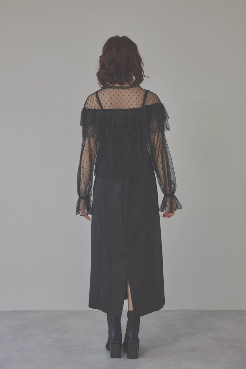 ブラックのドットチュールトップスドレス