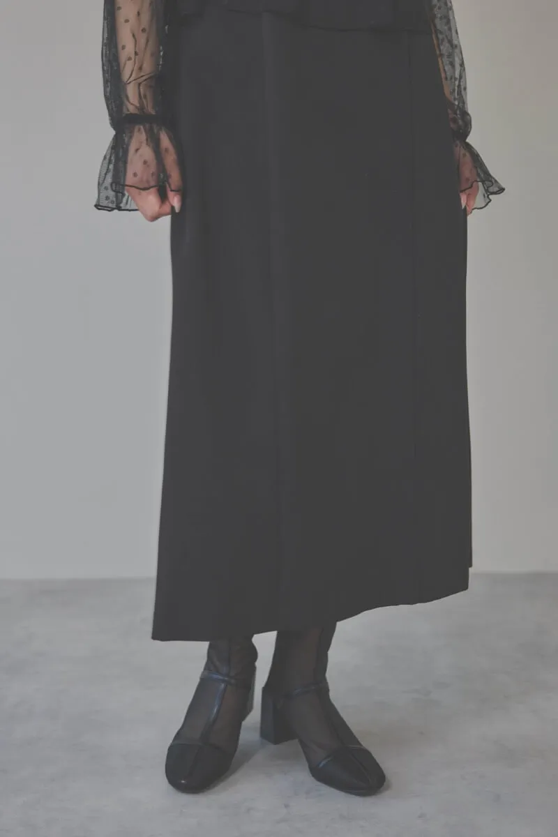 ブラックのドットチュールトップスドレス