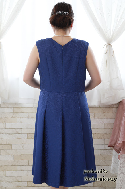 ブラックの織柄フォーマルロングドレス