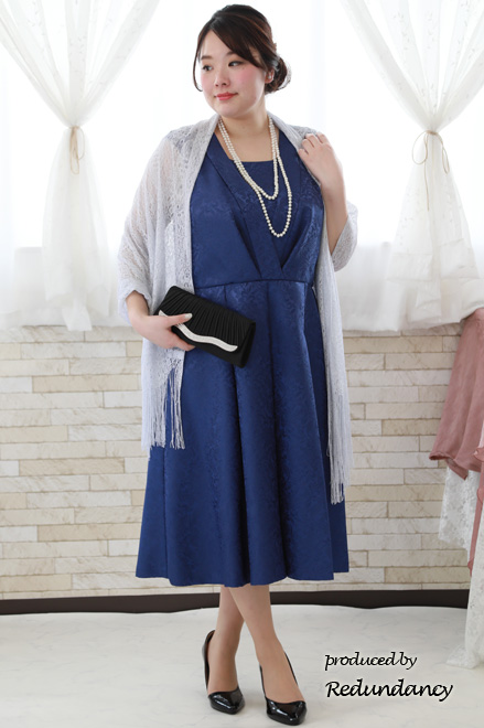 ブラックの織柄フォーマルロングドレス