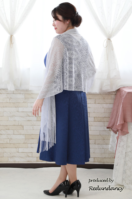 ブラックの織柄フォーマルロングドレス