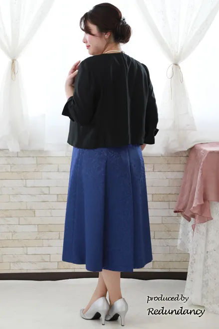 ブラックの織柄フォーマルロングドレス