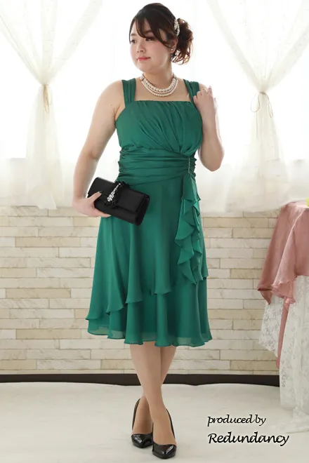 グリーンのスタイルアップドレープドレス