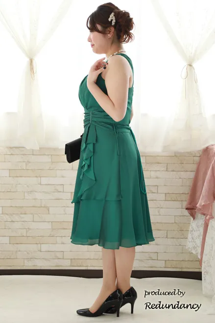 グリーンのスタイルアップドレープドレス