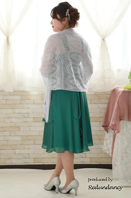 グリーンのスタイルアップドレープドレス