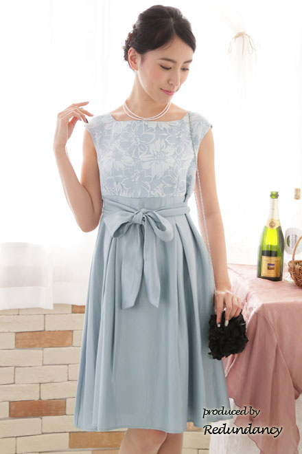 ホワイトパール2連のクリスタルチャームネックレス