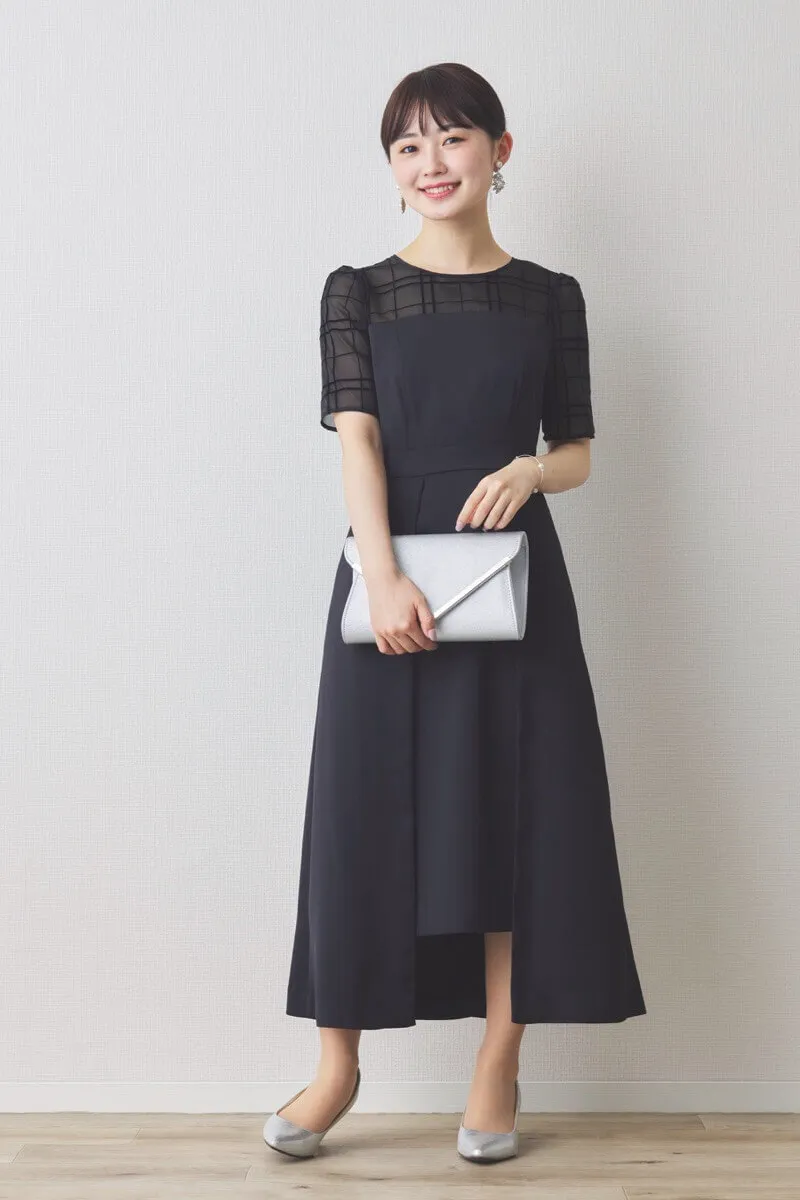 ブラックのチェックデザインペンシルドレス