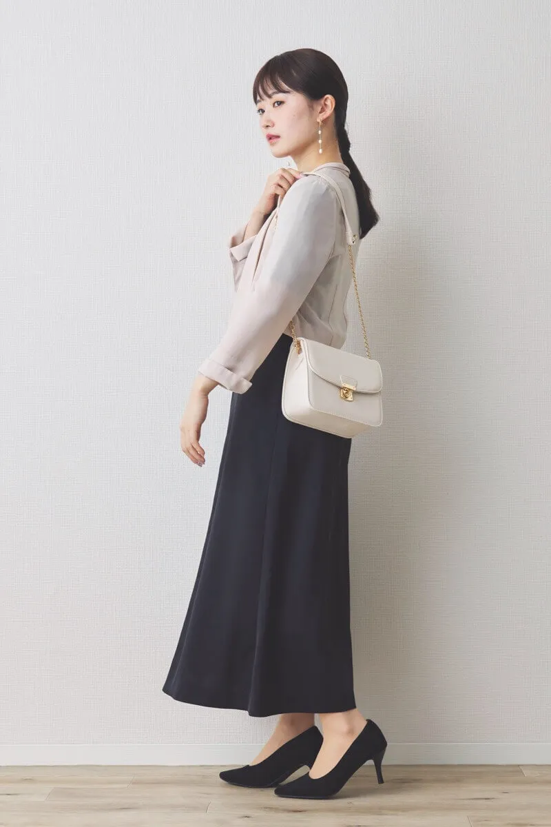 ブラックのチェックデザインペンシルドレス