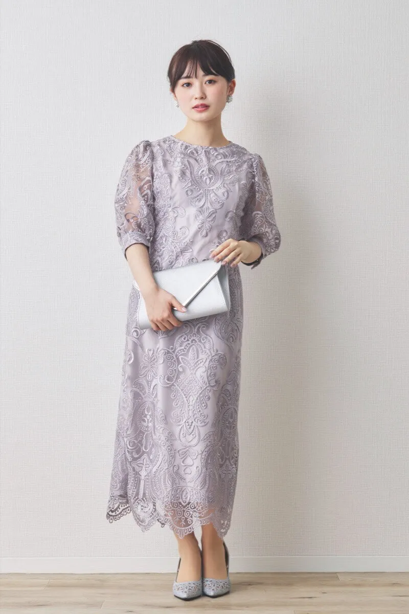 ラベンダーのエンブロイダリーコクーンドレス