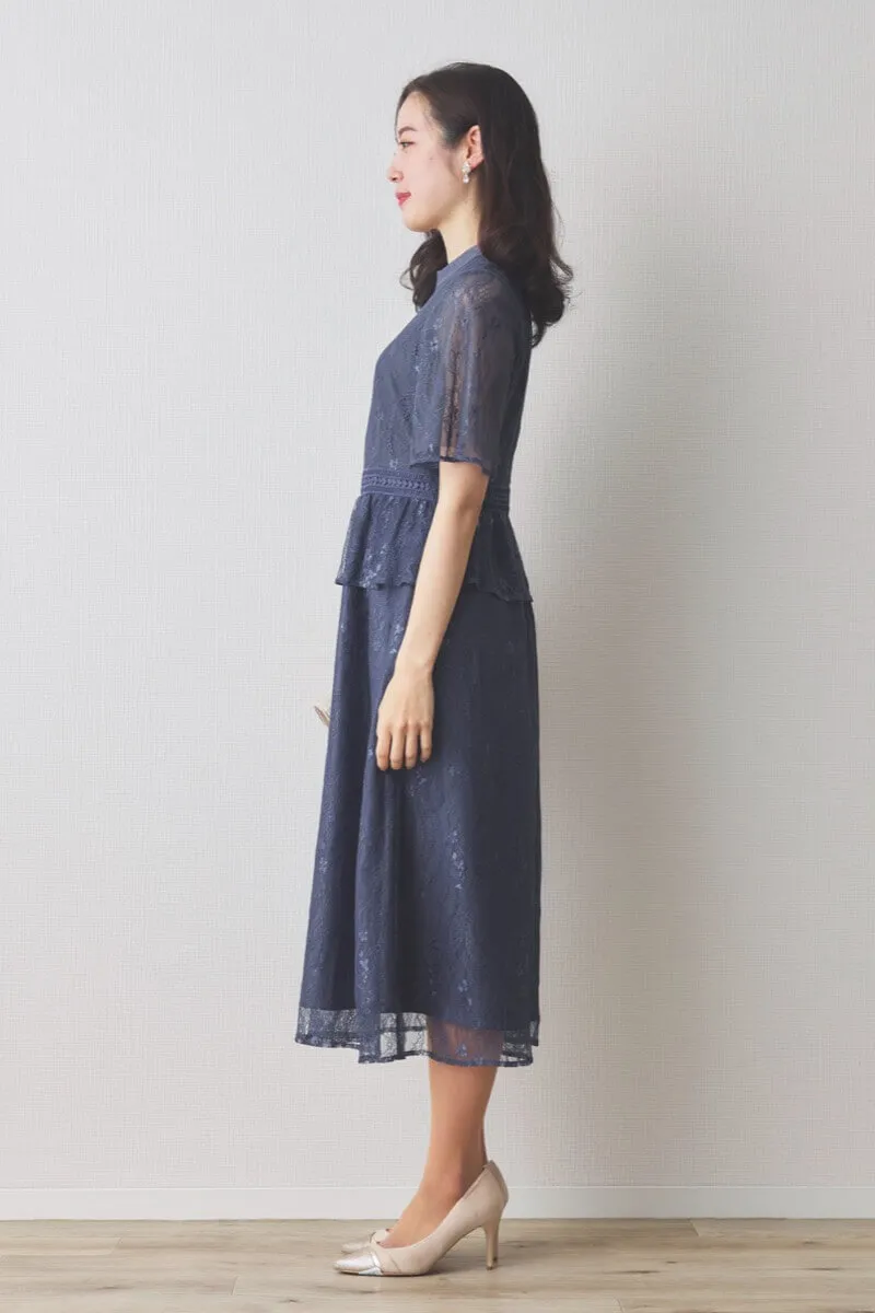 インディゴブルーのペプラムレースドレス