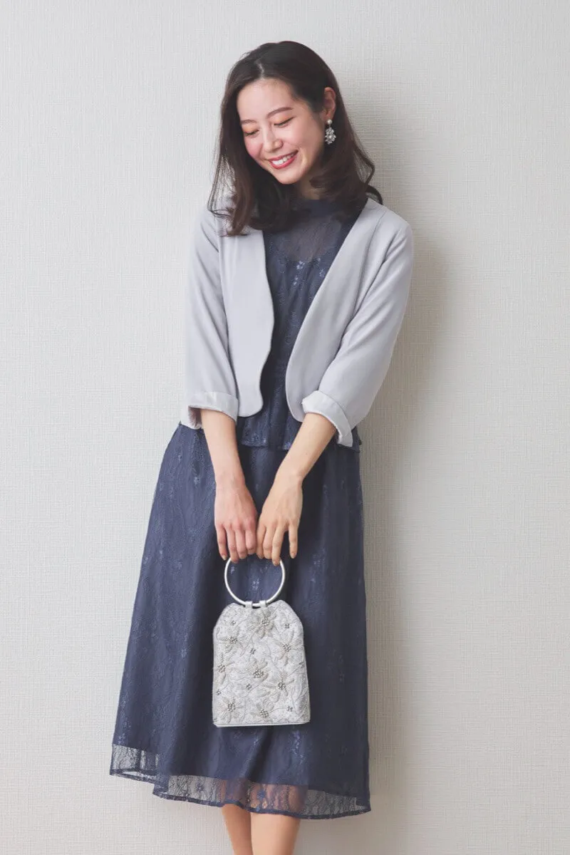 インディゴブルーのペプラムレースドレス