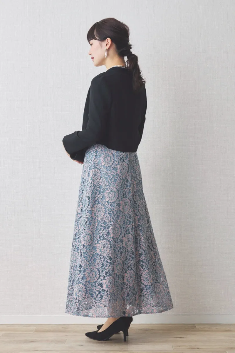 ブルーのミックスレースクラシカルドレス