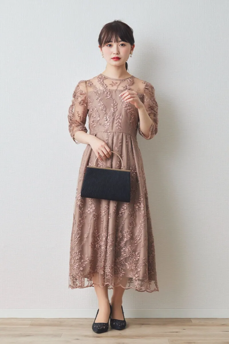 モカの花柄刺繍ミディ丈ドレス