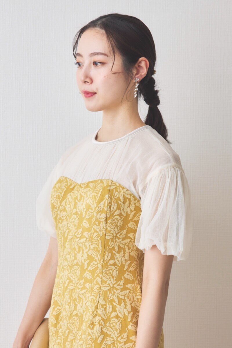 イエローのフラワージャガードIラインドレス
