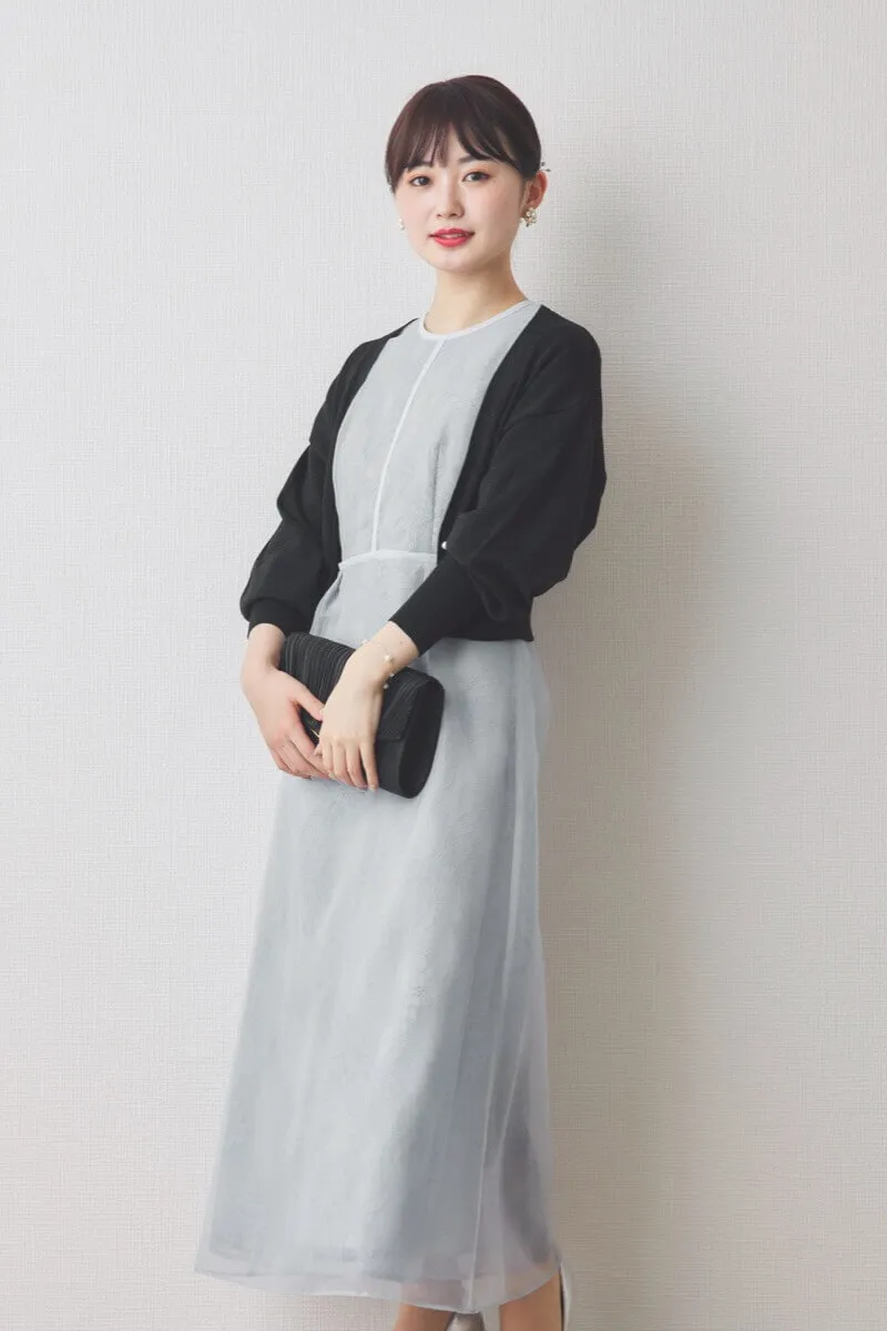 ブルーグレーのシアーレースパイピングドレス