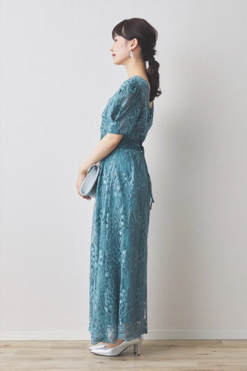 ブルーのレイヤードシャイニーグラスドレス