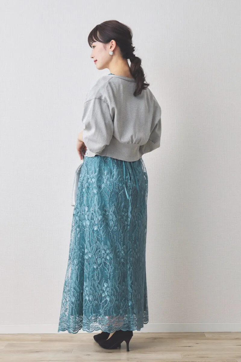 ブルーのレイヤードシャイニーグラスドレス