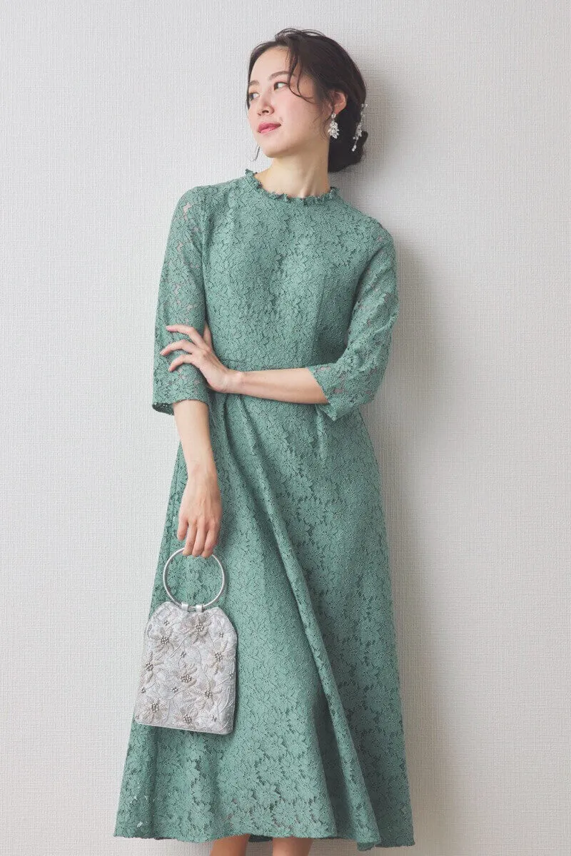グリーンのミックスレースドレス