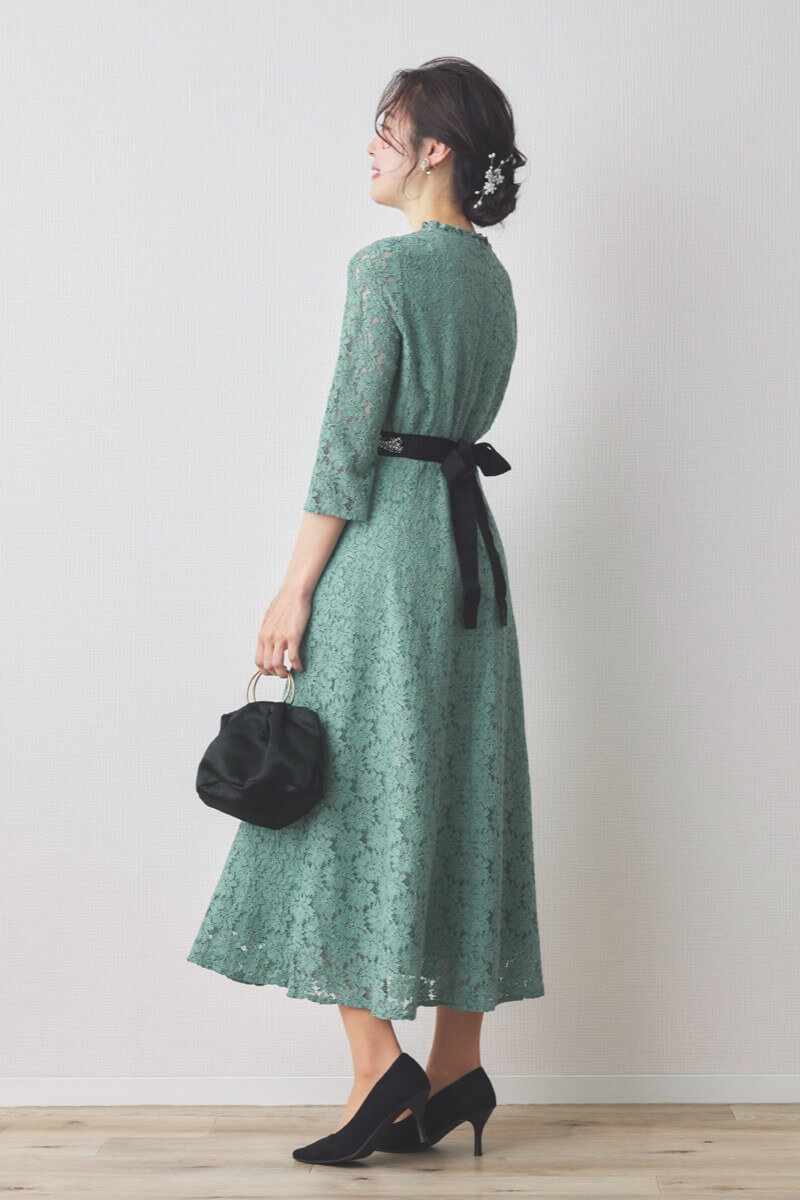 グリーンのミックスレースドレス