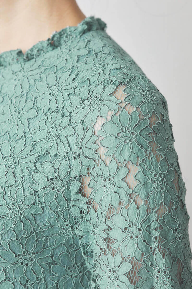 グリーンのミックスレースドレス