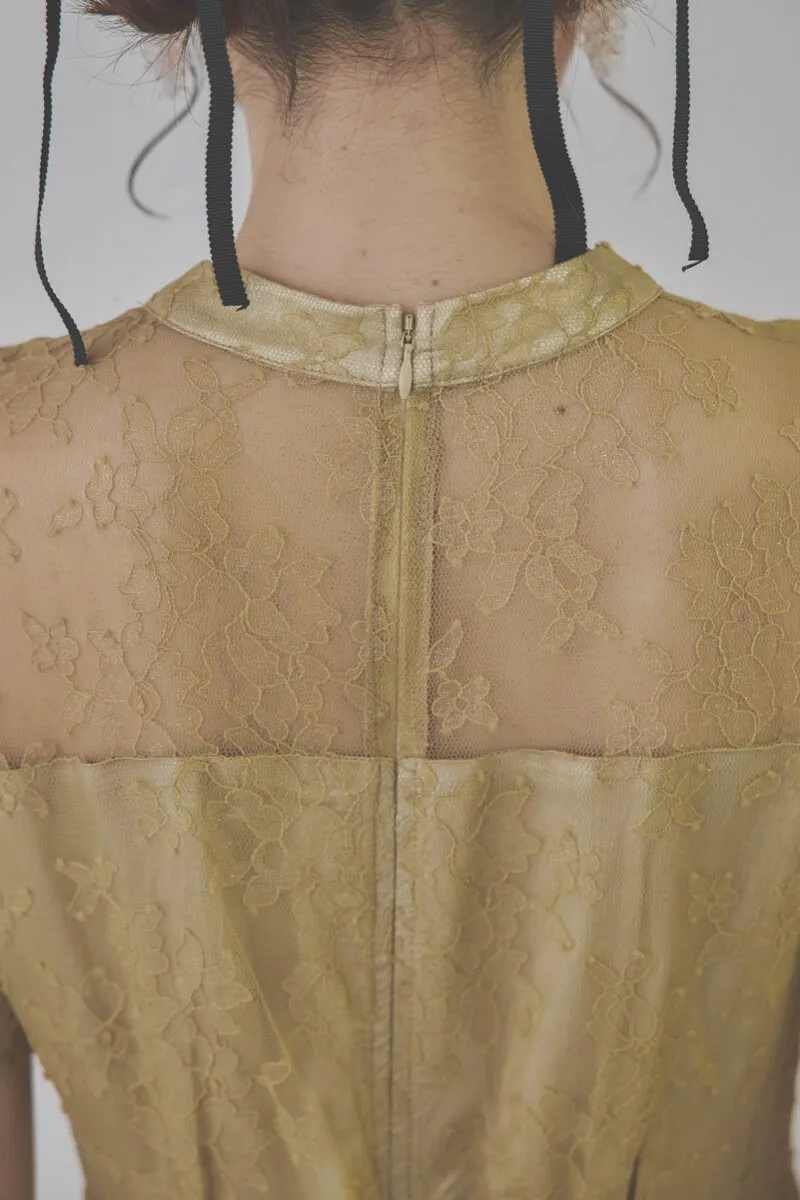 イエローのマオカラーレースドレス