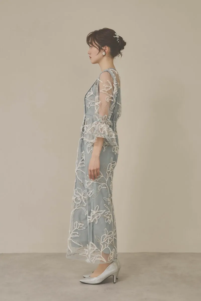 ライトグリーンのファーヤーン刺繍フリルスリーブドレス