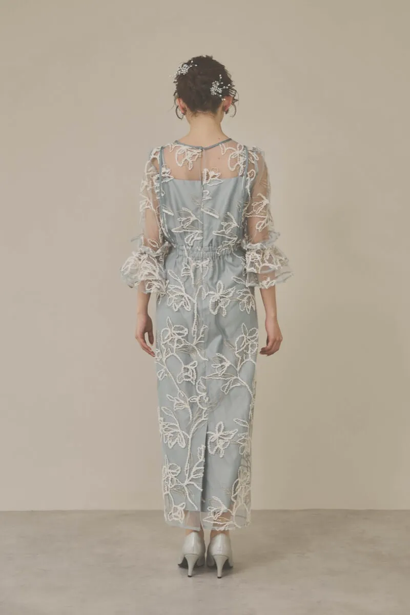 ライトグリーンのファーヤーン刺繍フリルスリーブドレス