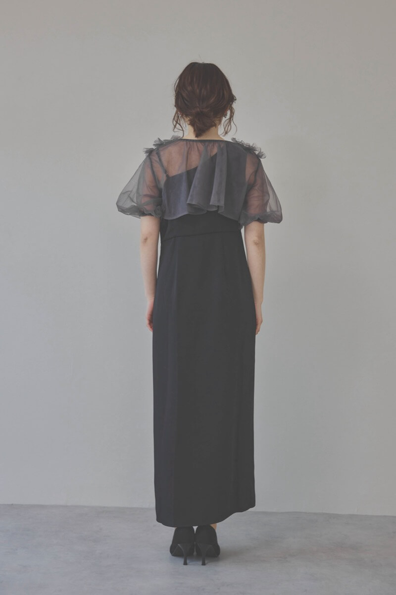 ブラックのチュールフリルアシンメトリードレス