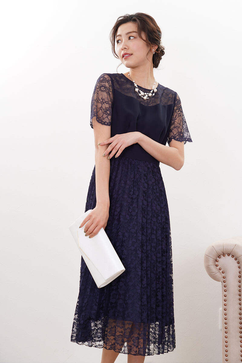 大小パールのシルバーワイヤーネックレス