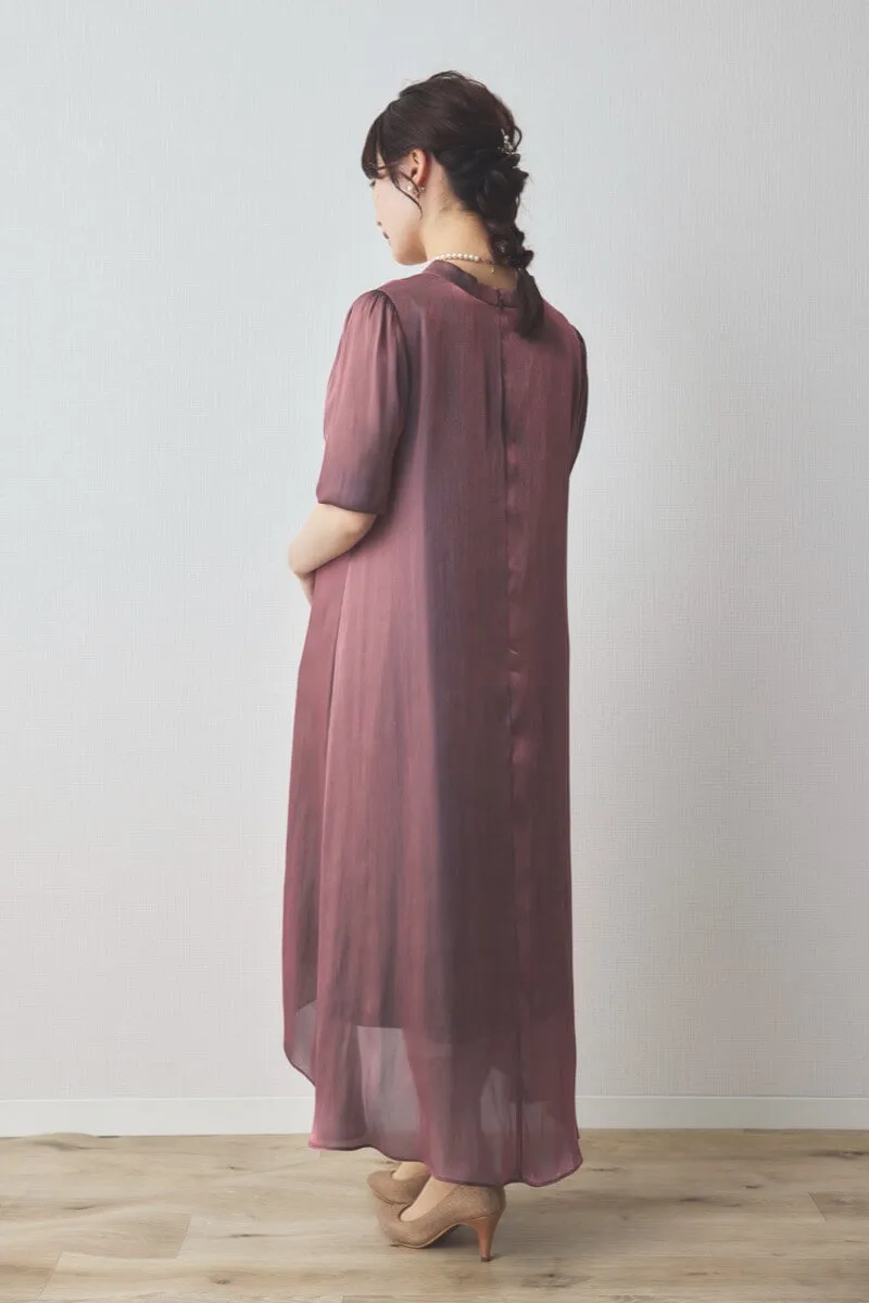 バーガンディーのシャイニーAラインドレス