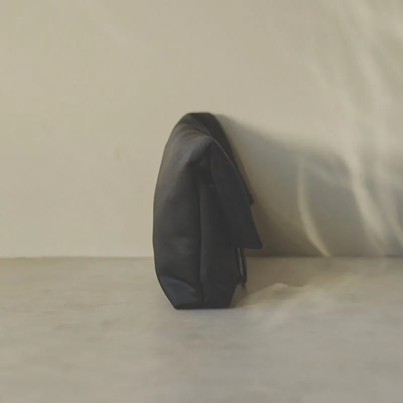 ブラックの2WAYクラッチバッグ