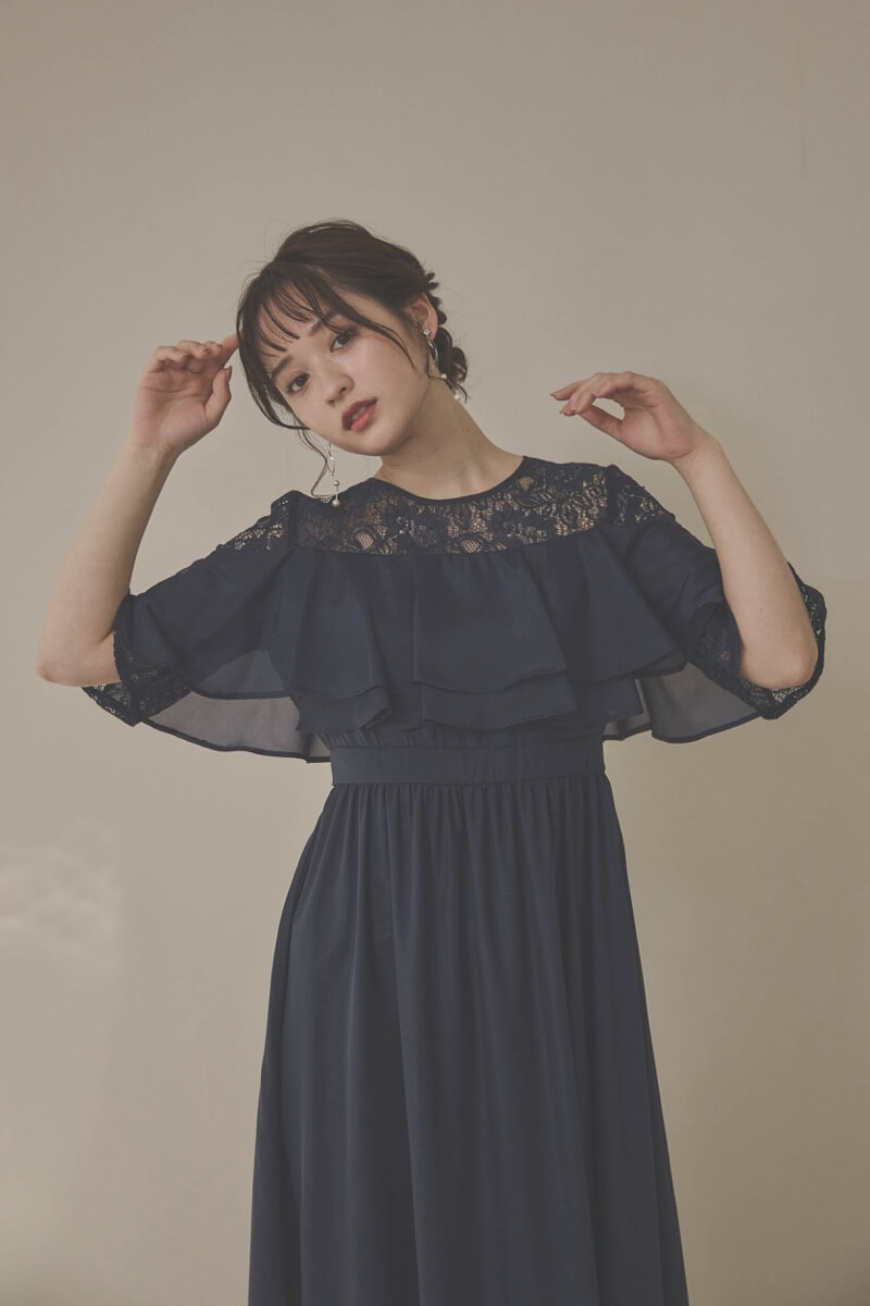 ネイビーの2WAYスリーブティアードドレス