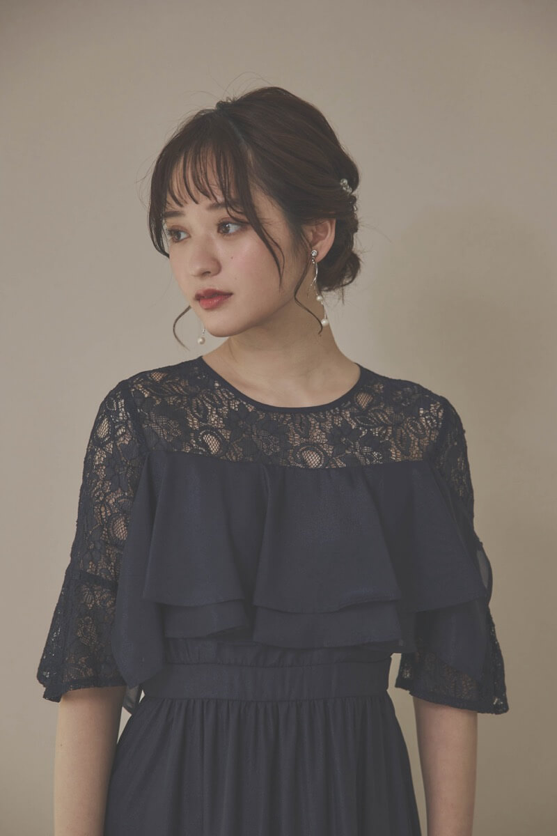 ネイビーの2WAYスリーブティアードドレス