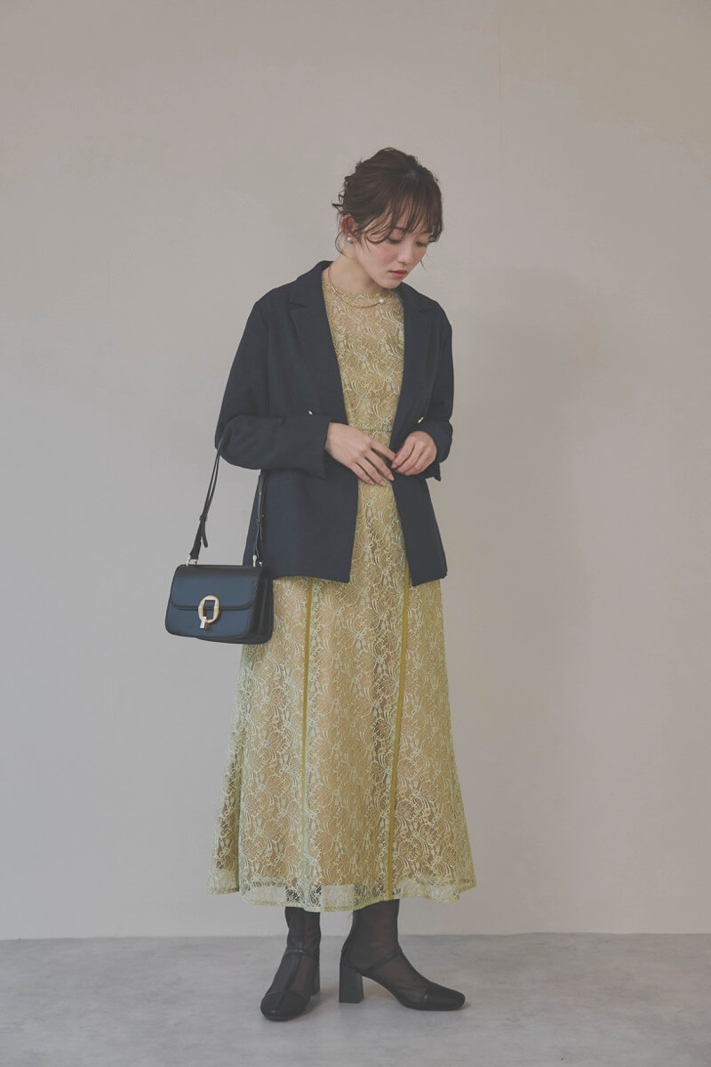 グリーンのパイピングレースエプロンドレス