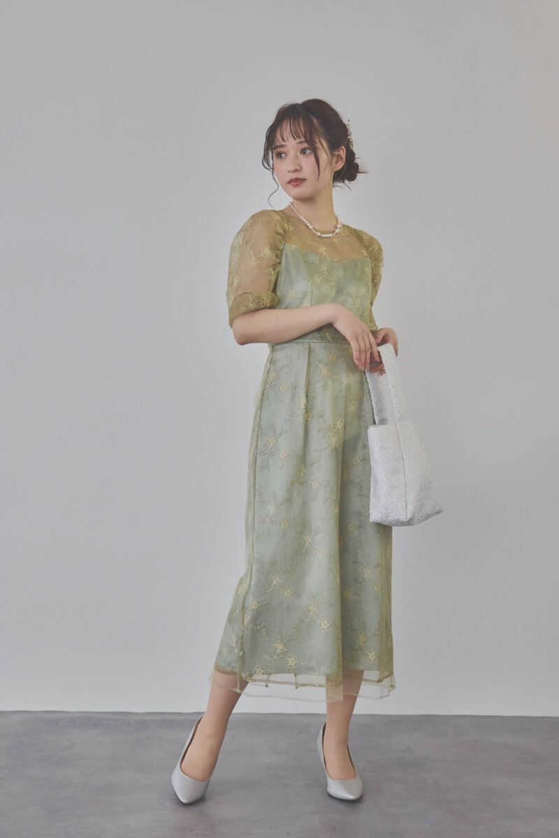 ミントのボリュームスリーブラメチュールドレス