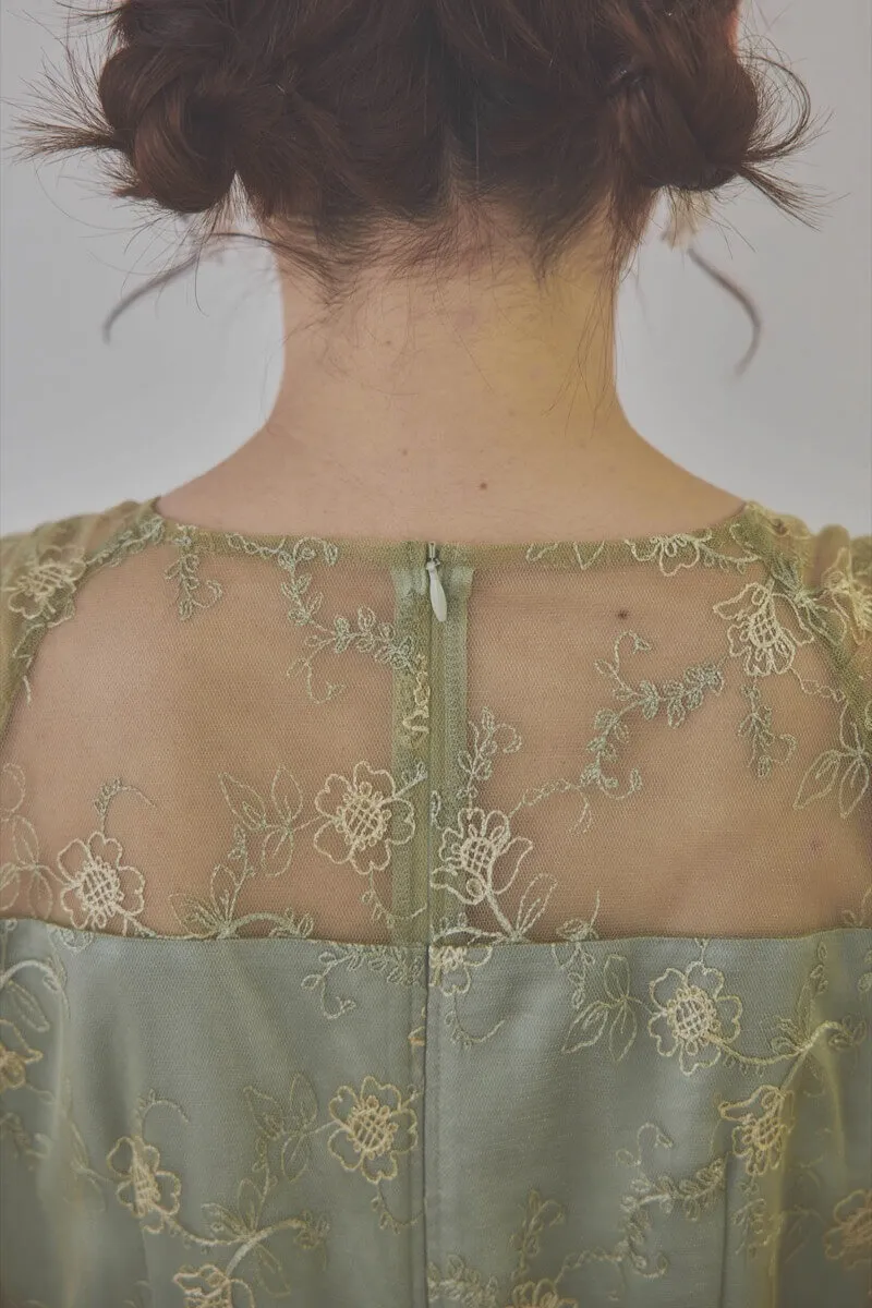 ミントのボリュームスリーブラメチュールドレス