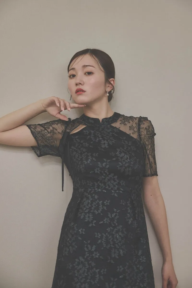 ブラックのマオカラーレースドレス