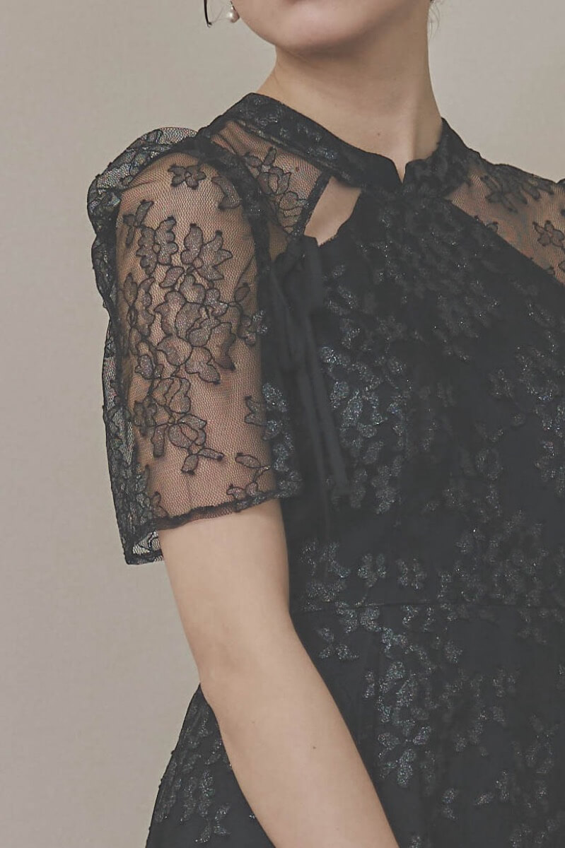 ブラックのマオカラーレースドレス