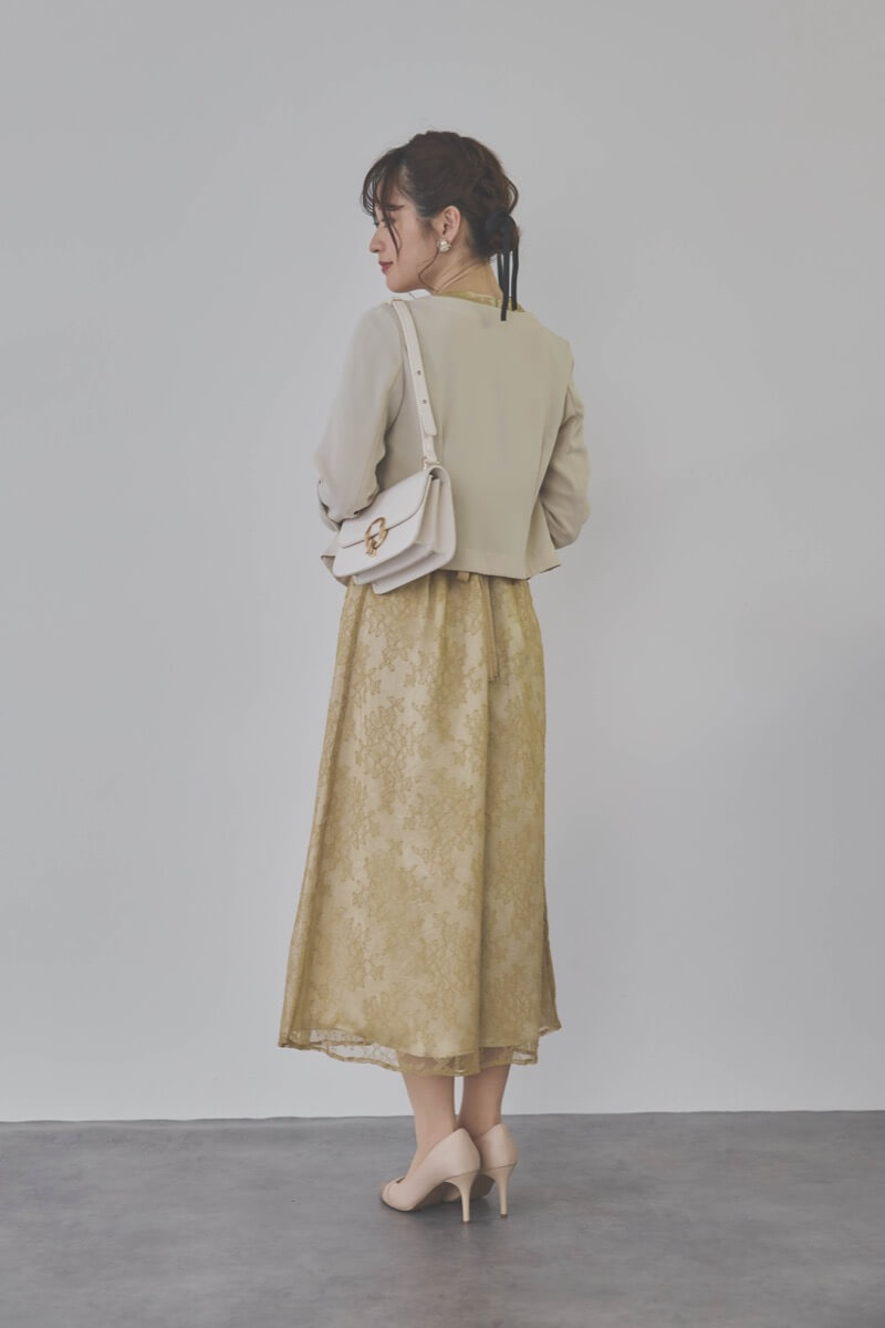 イエローのマオカラーレースドレス