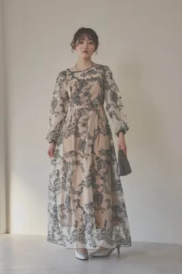 梅田でおすすめのドレス