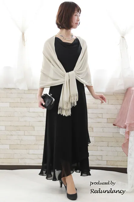 ゴールドのフリンジストール