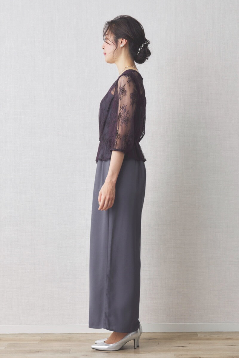 ダルブルーのレースコンビパンツドレス