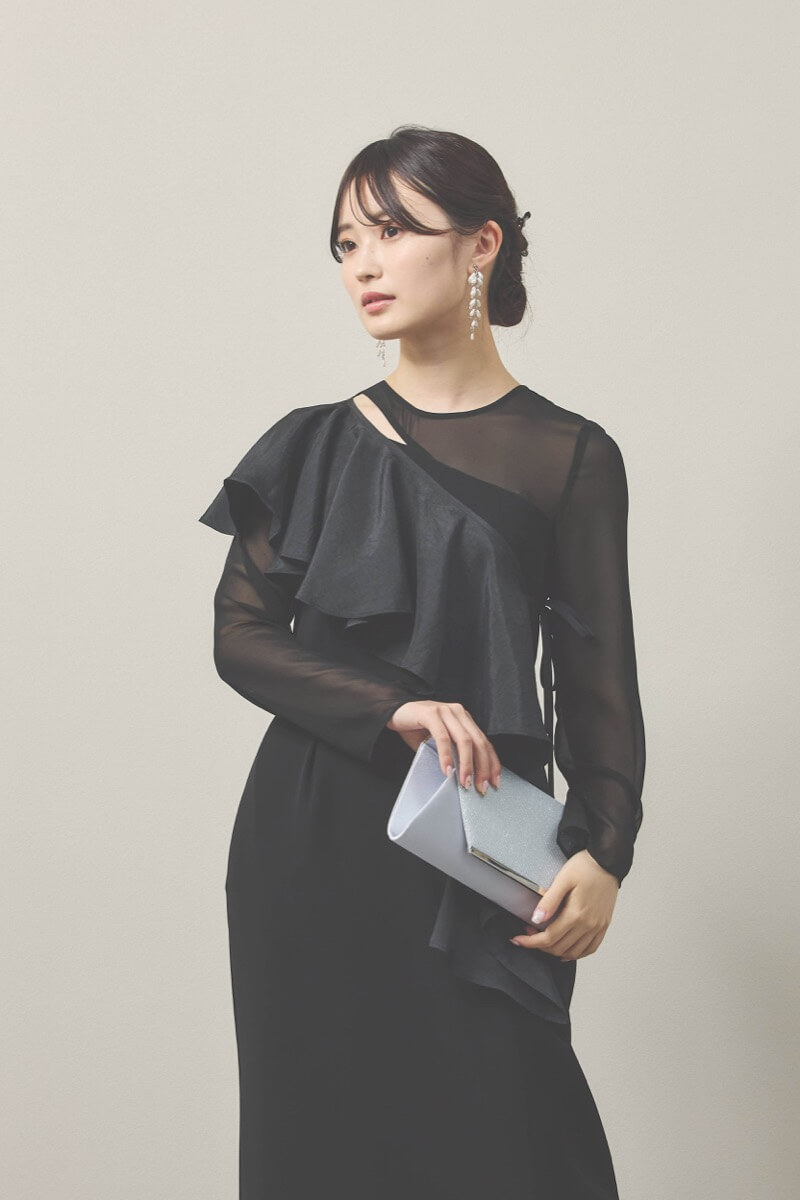 ブラックのセットショールメニーウェイドレス