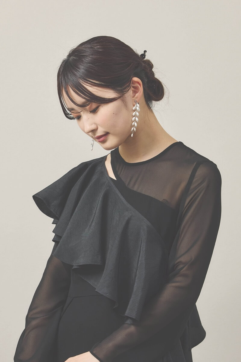 ブラックのセットショールメニーウェイドレス