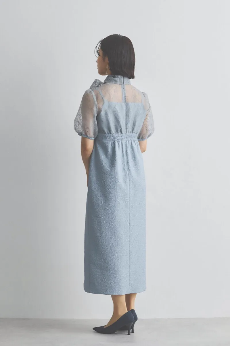 サックスのフラワープリントボウタイドレス