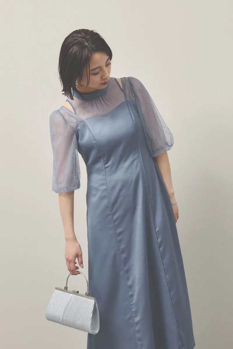 ブルーのカッティングデザインサテンドレス