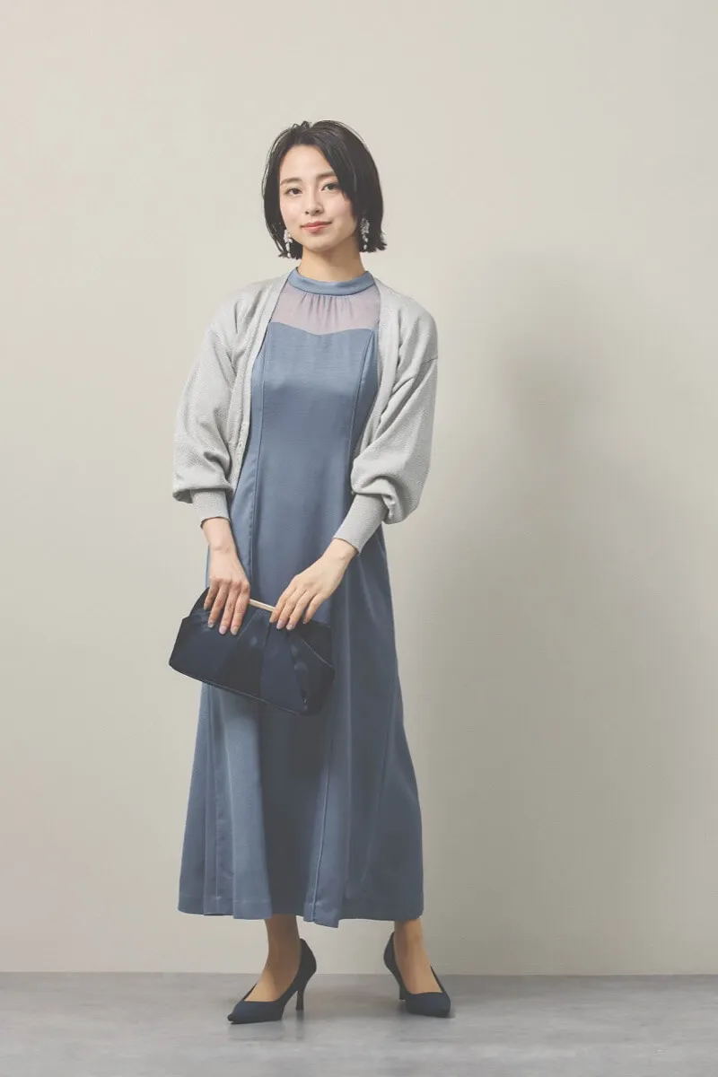 ブルーのカッティングデザインサテンドレス