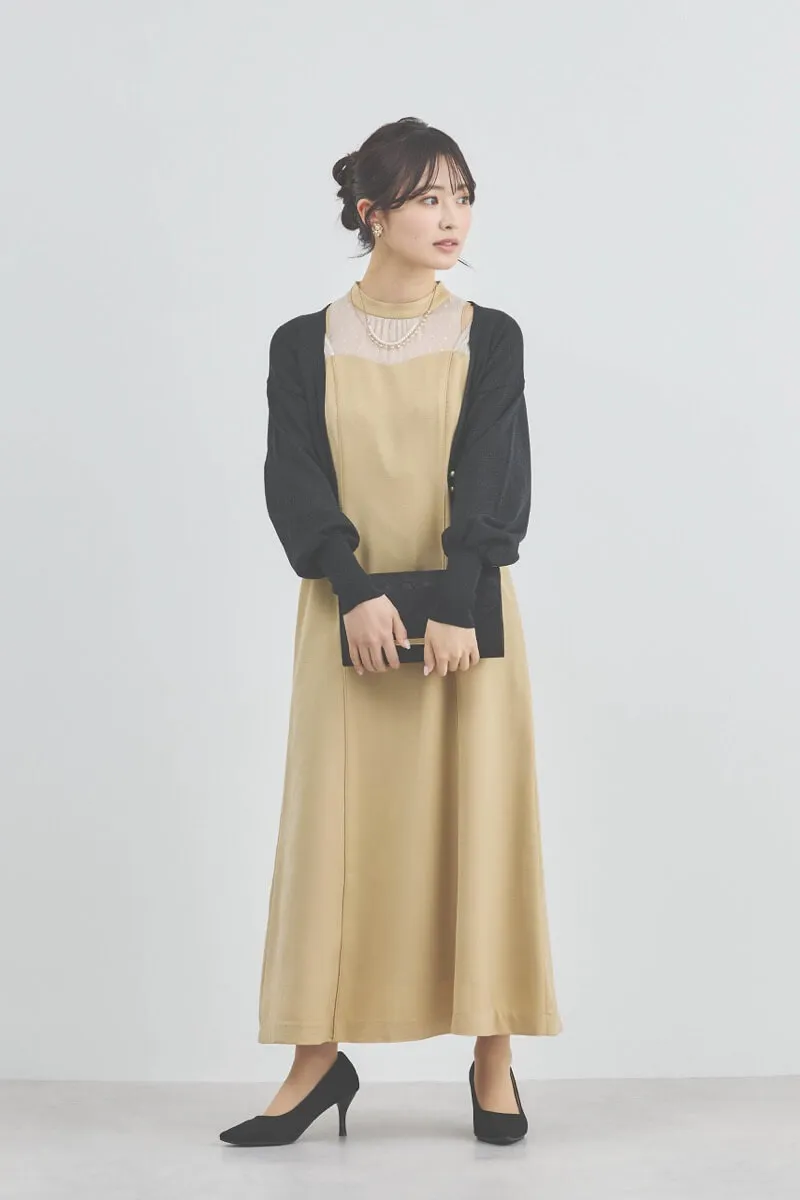 ナチュラルイエローのカッティングデザインサテンドレス