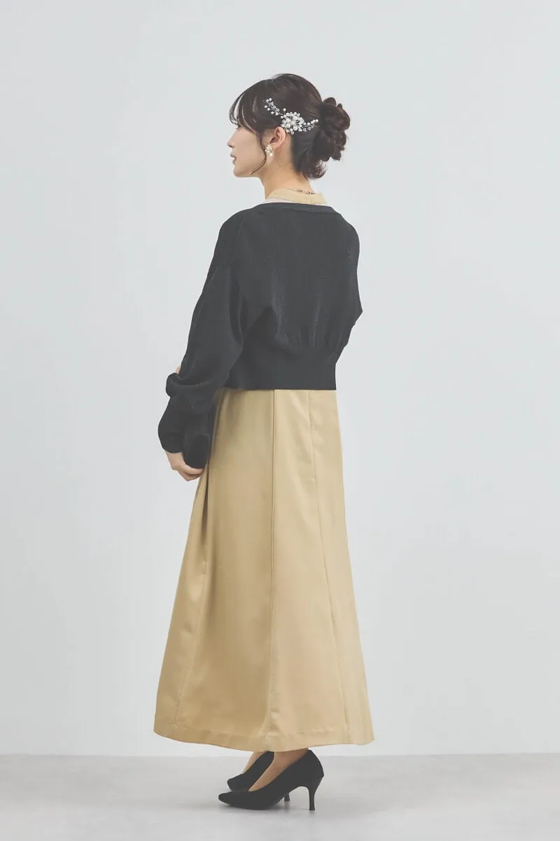 ナチュラルイエローのカッティングデザインサテンドレス