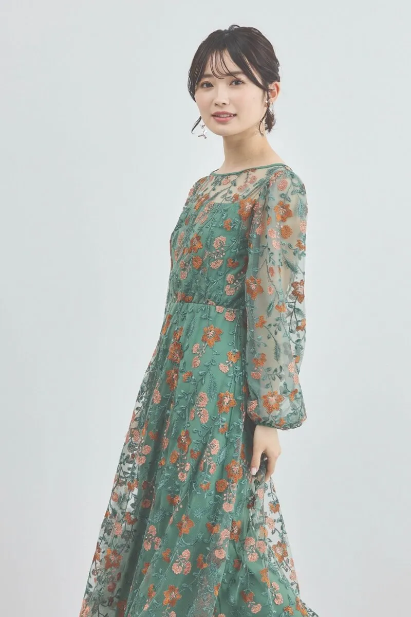 グリーンのフラワーエンブロイダリーオーガンジードレス